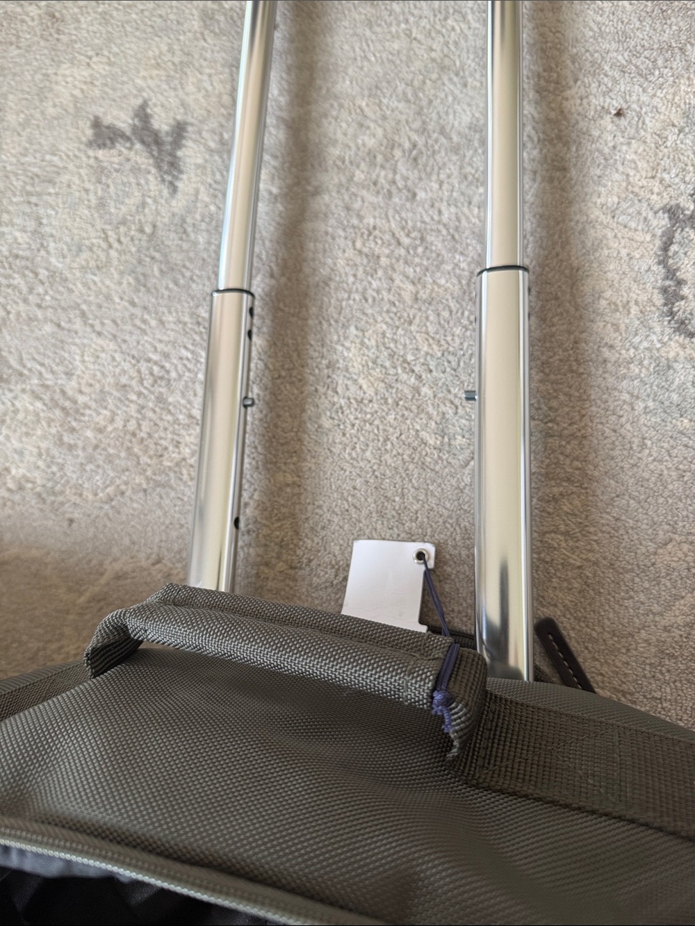 NEW! With tags- Bric's Olive Green Softside Spinner Carry-On - Picture 3 of 8